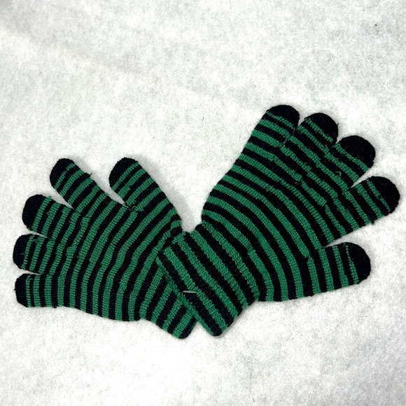 Kids Unisex Cold Weather Gloves MIX & MATCH 2 PAIR 1 PRICE Knit Stretch NEW - Picture 4 of 9